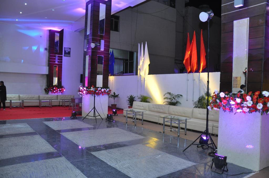 Hotel Prem Plaza Karnal Exterior photo