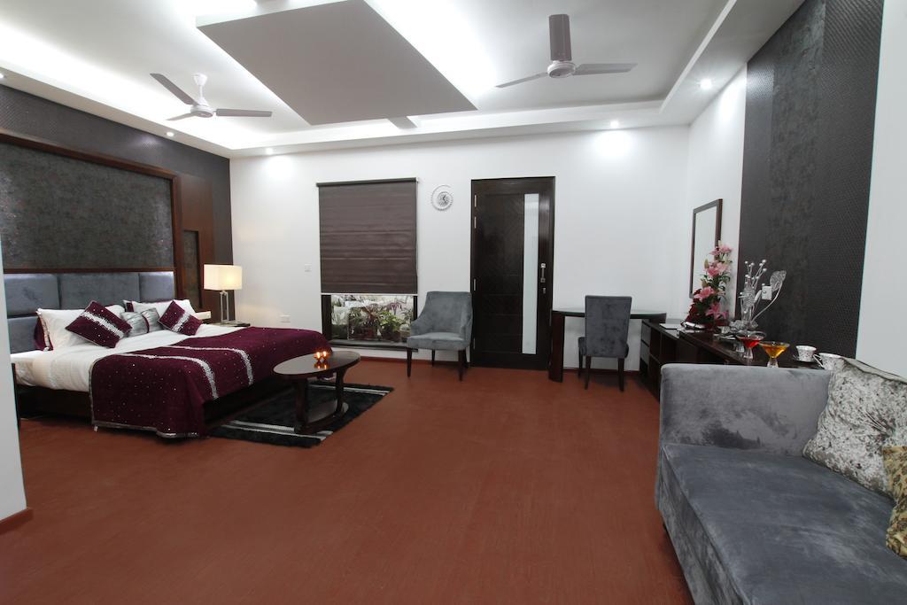 Hotel Prem Plaza Karnal Exterior photo