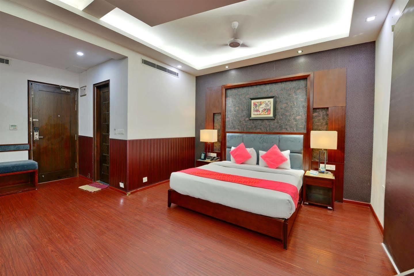 Hotel Prem Plaza Karnal Exterior photo